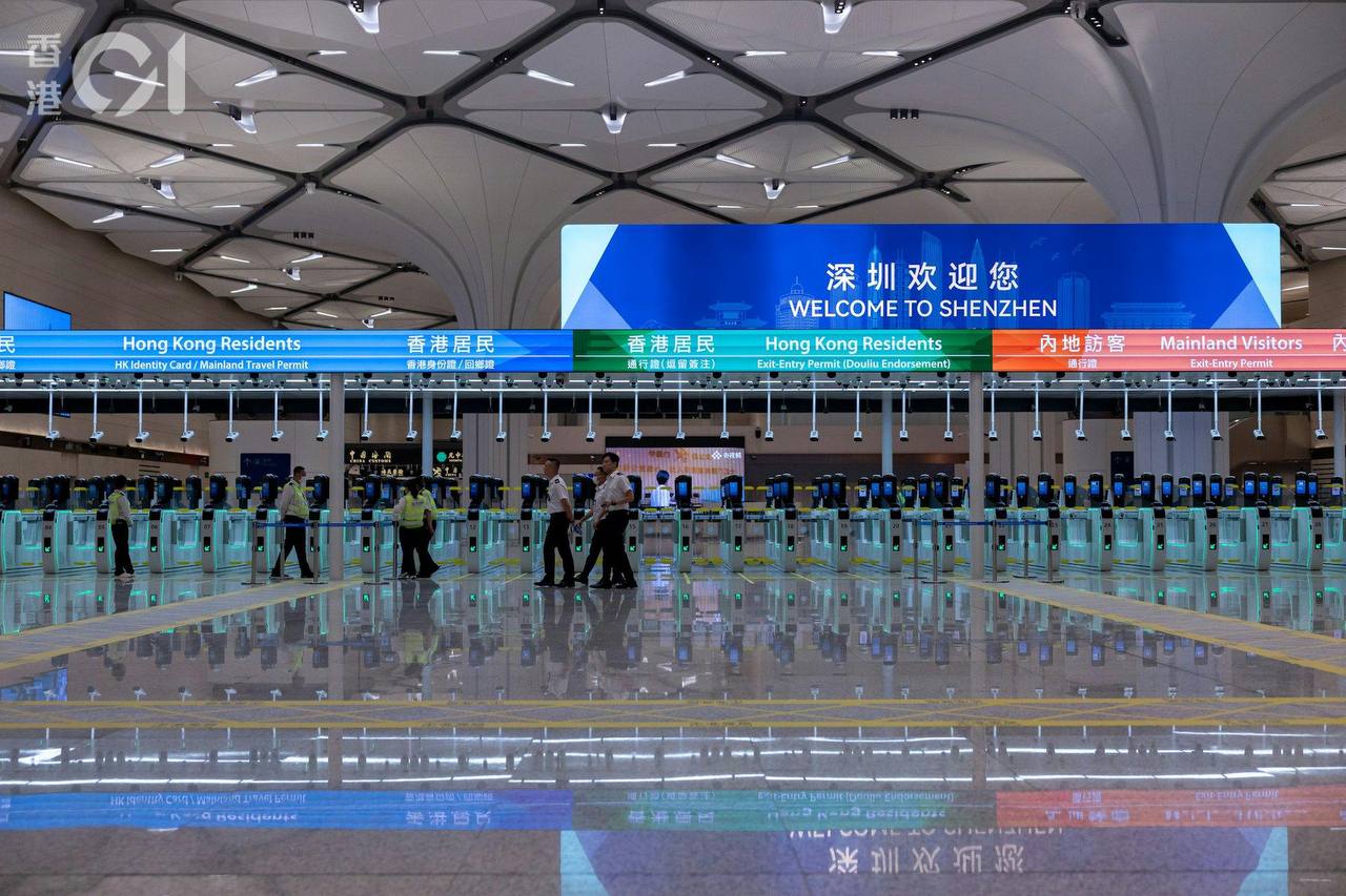 皇岗口岸今晨开通，实施“一地两检”及“合作查验、一次放行”新模式 图1