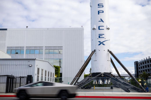 SpaceX 与特斯拉董事会设特别委员会审议合并